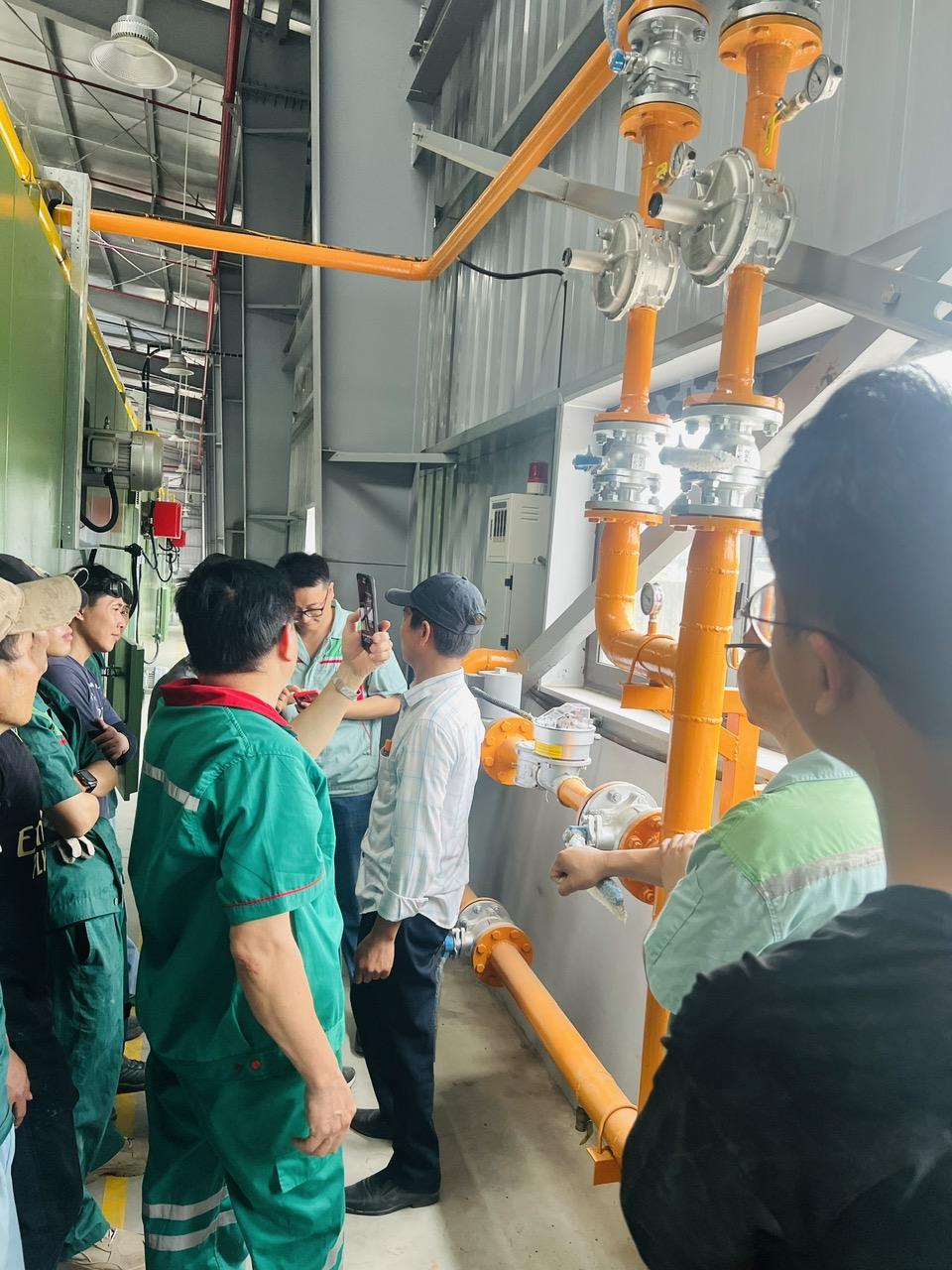 Bàn Giao Hệ Thống Đường Ống Cấp Khí