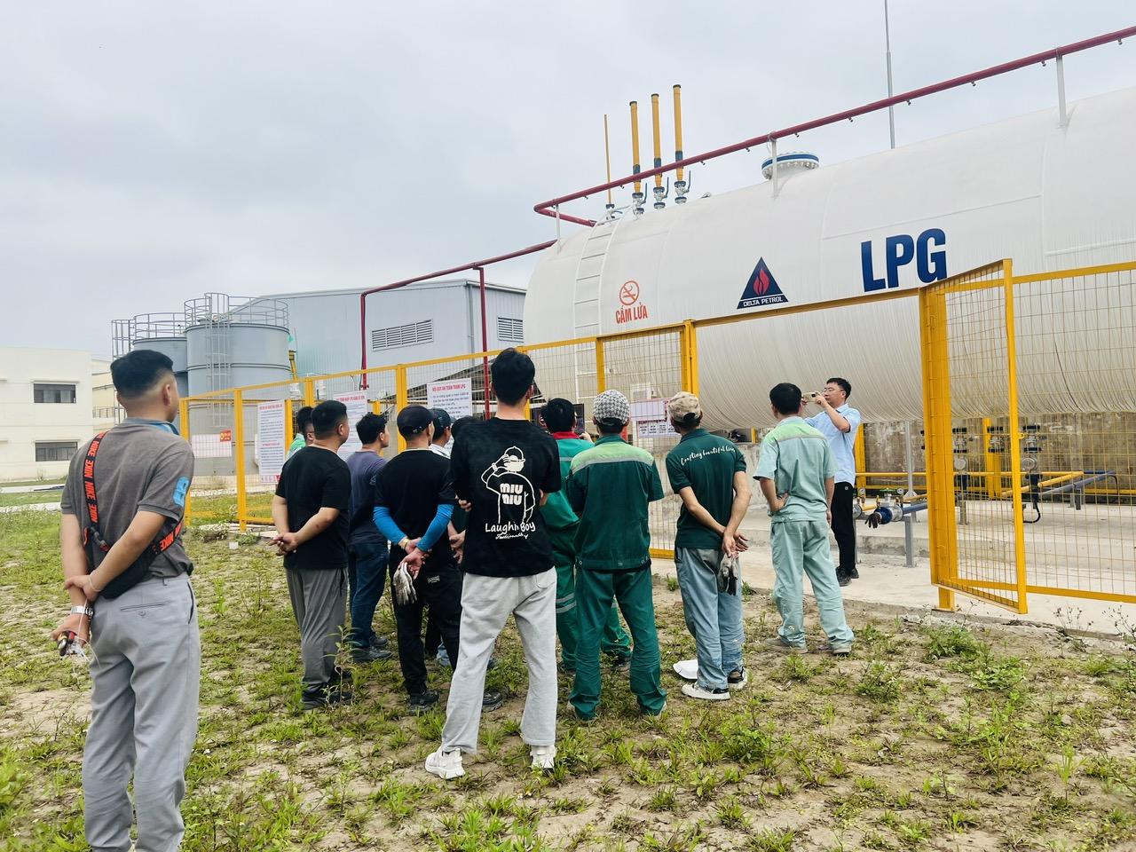 Bàn Giao Hướng Dẫn Vận Hành